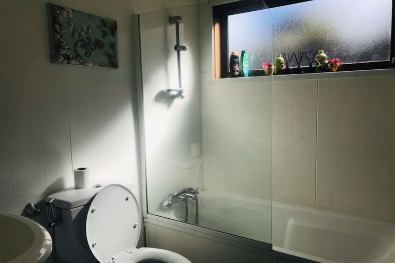 Photo of property in 13 Wharf Road, Albany, Auckland, 0632