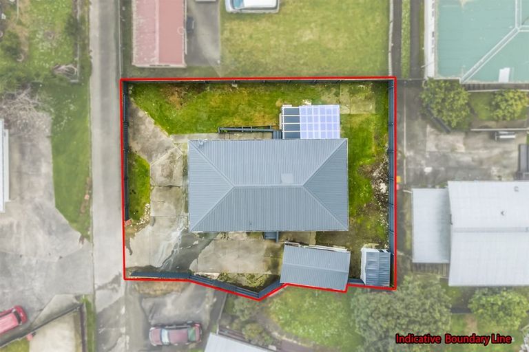 Photo of property in 1/98 Shifnal Drive, Randwick Park, Auckland, 2105