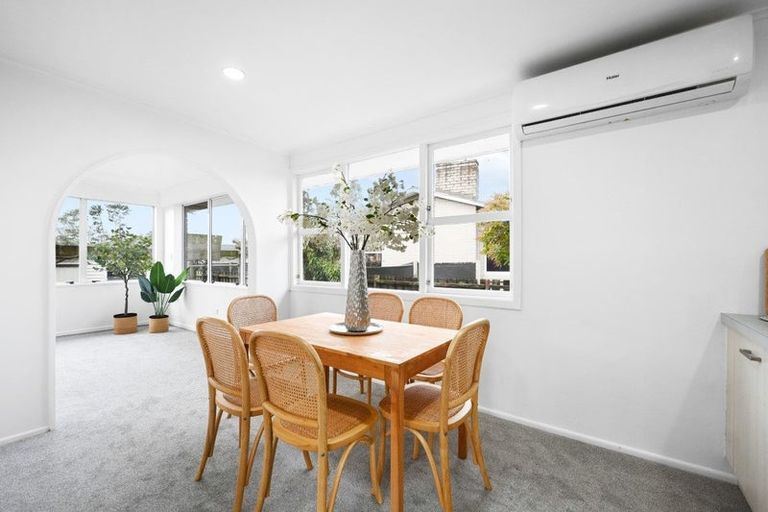 Photo of property in 22 Frederick Drive, Dinsdale, Hamilton, 3204