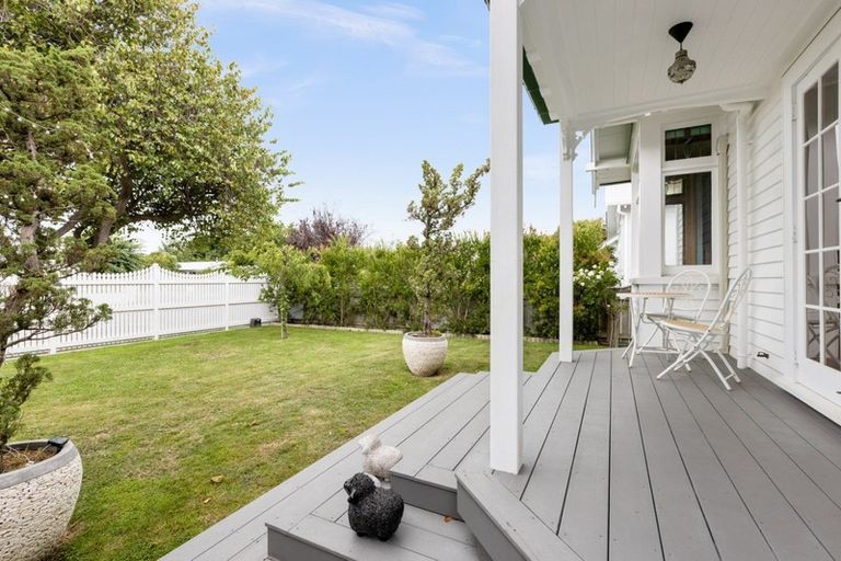 Photo of property in 146 Vigor Brown Street, Napier South, Napier, 4110