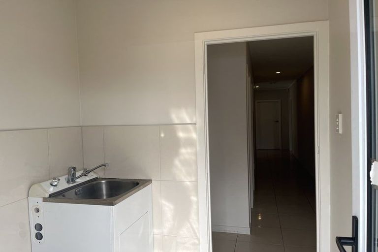 Photo of property in 8/30 Calvert Avenue, Mangere East, Auckland, 2024