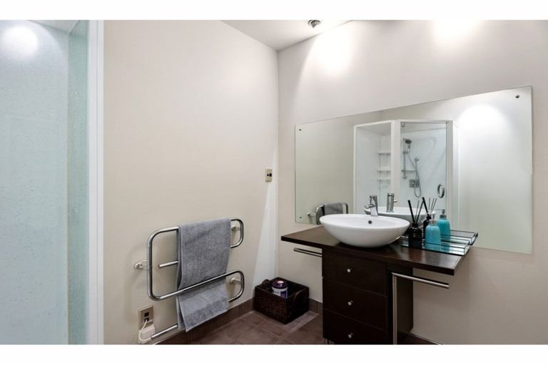 Photo of property in 5 Emerald Lane, Cashmere, Christchurch, 8022