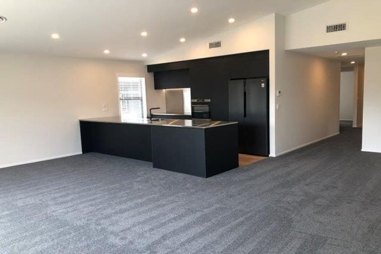 Photo of property in 10 Muster Road, Jacks Point, 9371