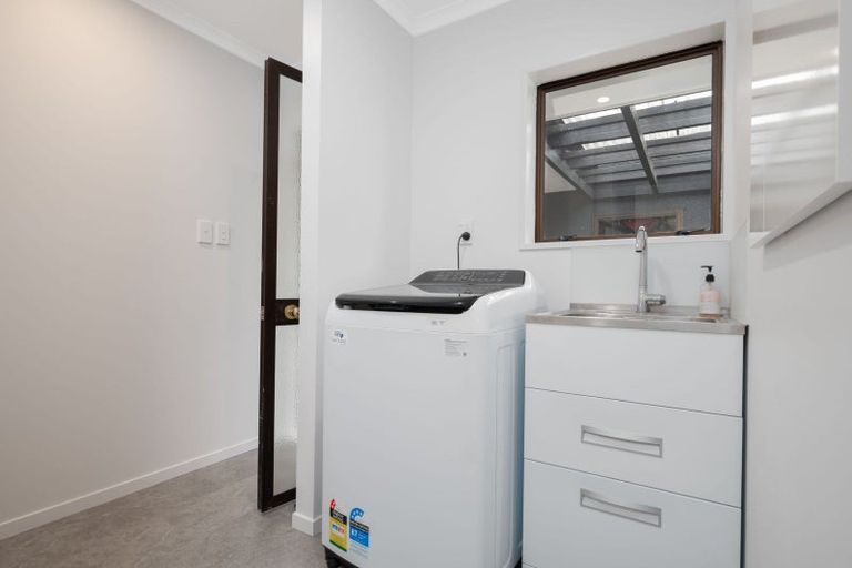 Photo of property in 40 Kent Terrace, Taradale, Napier, 4112