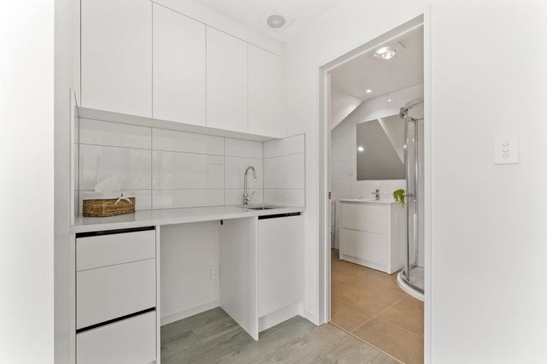 Photo of property in 35 Bella Vista Drive, Gulf Harbour, Whangaparaoa, 0930