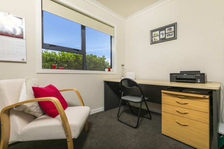 Photo of property in 113a Constable Road, Muriwai, Waimauku, 0881