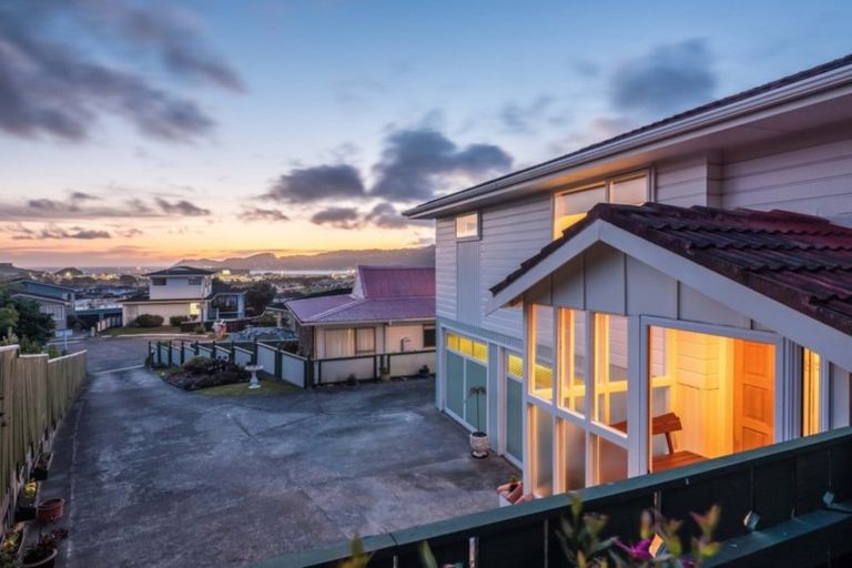 Photo of property in 8 Dallas Court, Miramar, Wellington, 6022