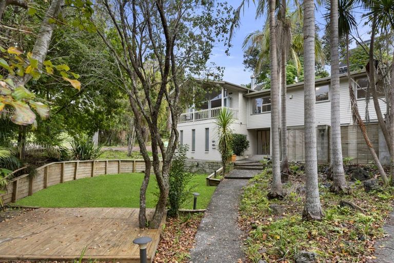 Photo of property in 122 Beach Road, Castor Bay, Auckland, 0620