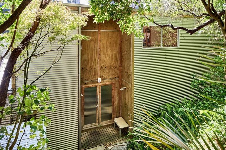 Photo of property in 101 Cluny Road, Plimmerton, Porirua, 5026