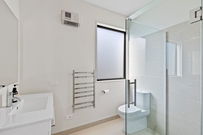 Photo of property in 16 Harrys Close, Arthurs Point, Queenstown, 9371