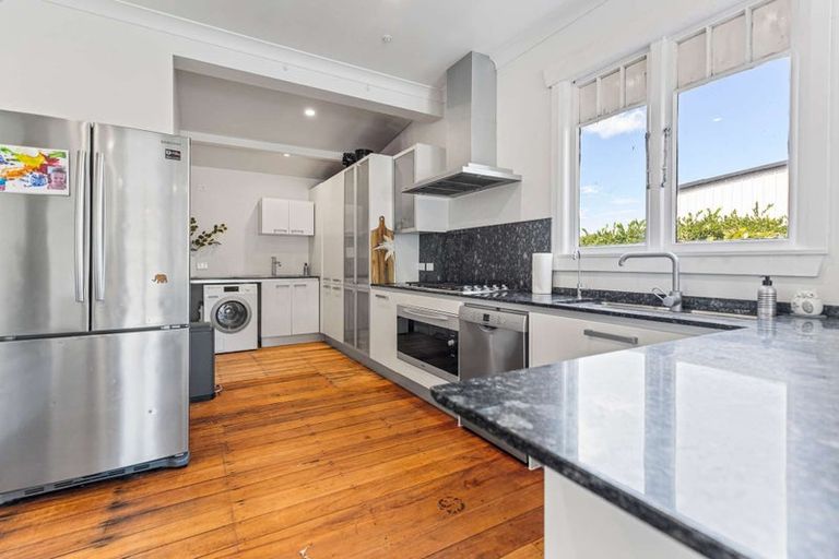 Photo of property in 8 Wilson Road South, Waihi Beach, 3611