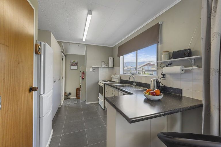 Photo of property in 56 Henry Street, Ebdentown, Upper Hutt, 5018