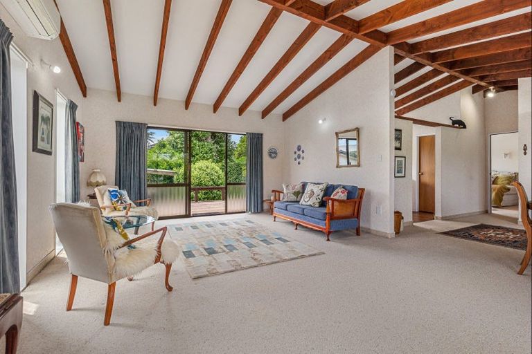 Photo of property in 11 Stuart Street, Levin, 5510