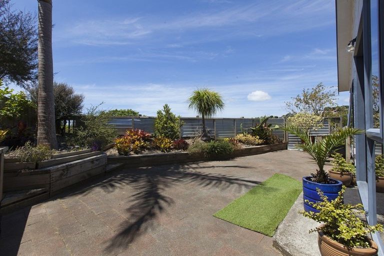 Photo of property in 300 State Highway 10, Cable Bay, 0420