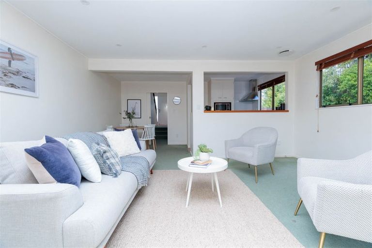 Photo of property in 34 Harbour View Road, Harbour View, Lower Hutt, 5010