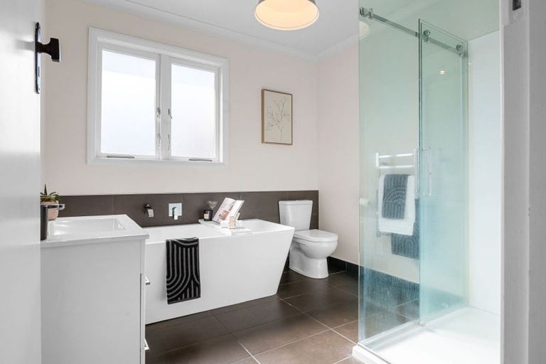 Photo of property in 74 Fox Street, Hamilton East, Hamilton, 3216