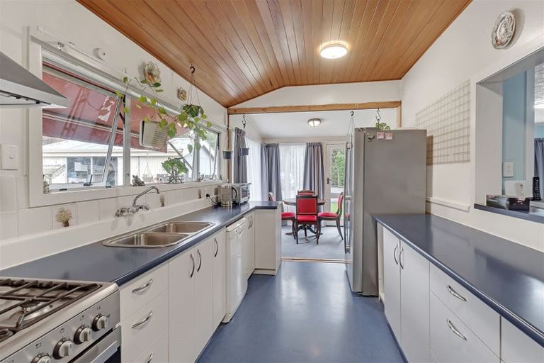 Photo of property in 3 Trices Road, Halswell, Christchurch, 8025