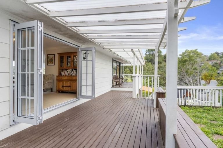 Photo of property in 11 Homewood Place, Chatswood, Auckland, 0626