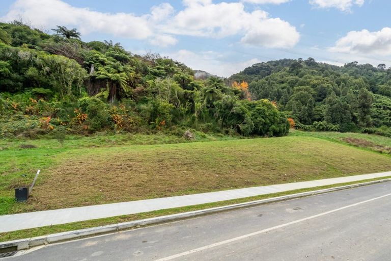 Photo of property in 22 Colorado Road, Totara Park, Upper Hutt, 5018