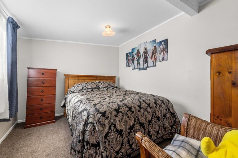 Photo of property in 15 Fenruss Street, Fairy Springs, Rotorua, 3015