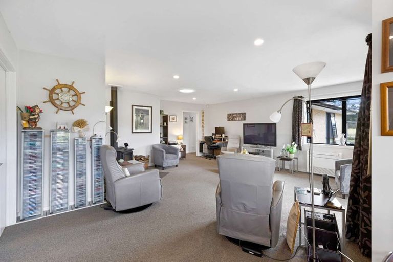 Photo of property in 39 Weld Street, Oxford, 7430