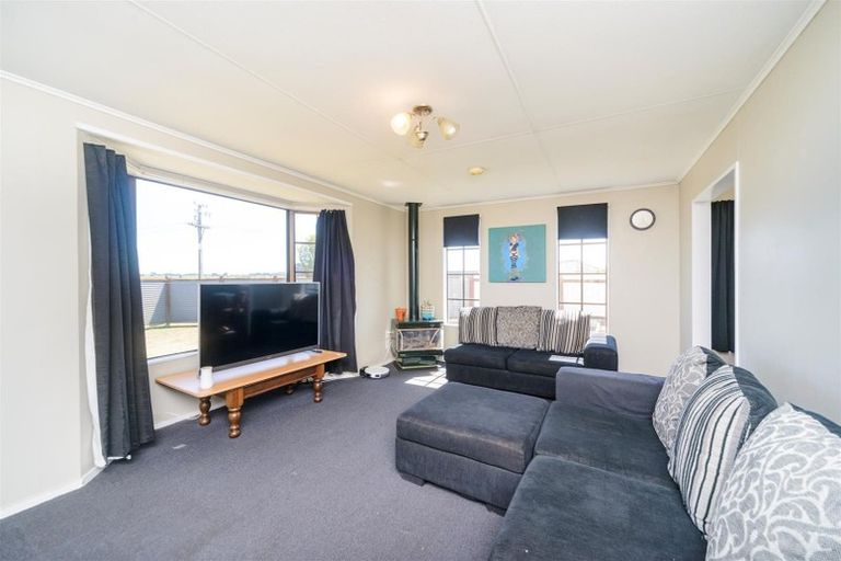 Photo of property in 2 Walton Street, Bulls, 4818