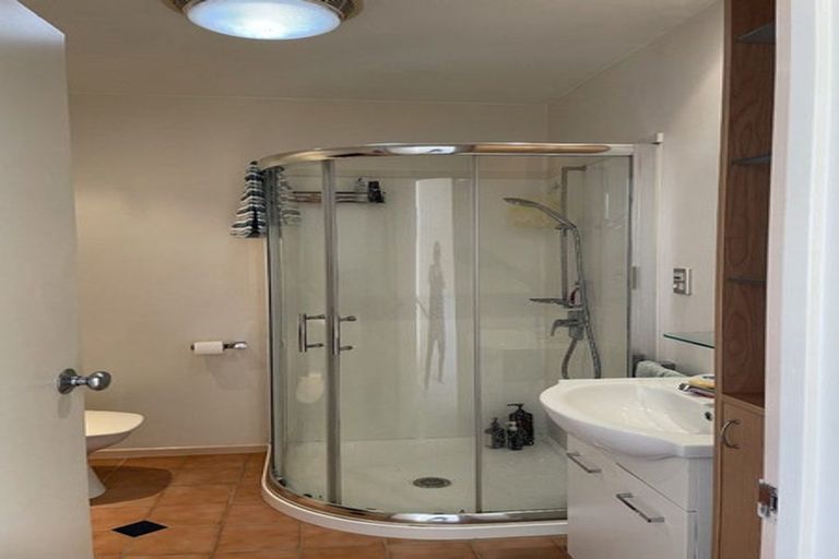 Photo of property in 13/2 Armoy Drive, East Tamaki, Auckland, 2016