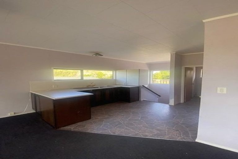 Photo of property in 195 Pine Valley Road, Dairy Flat, Silverdale, 0992