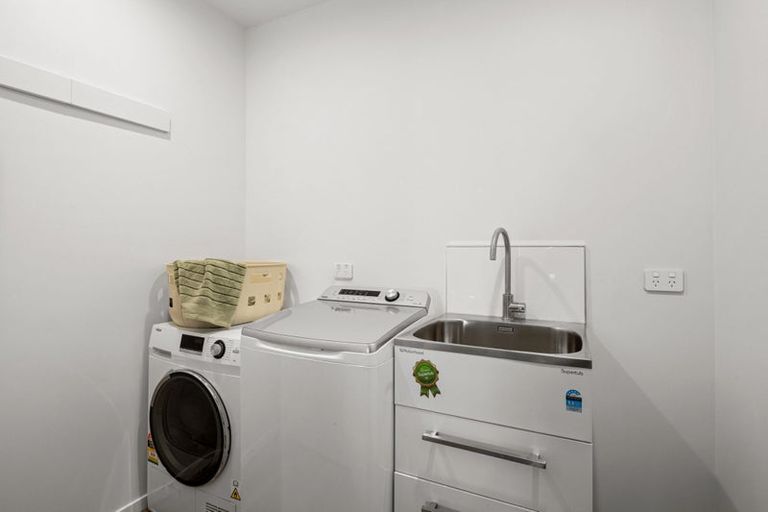 Photo of property in 210/2 Onepu Road, Kilbirnie, Wellington, 6022