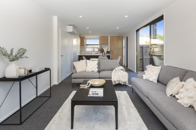 Photo of property in 2/46 Division Street, Riccarton, Christchurch, 8041