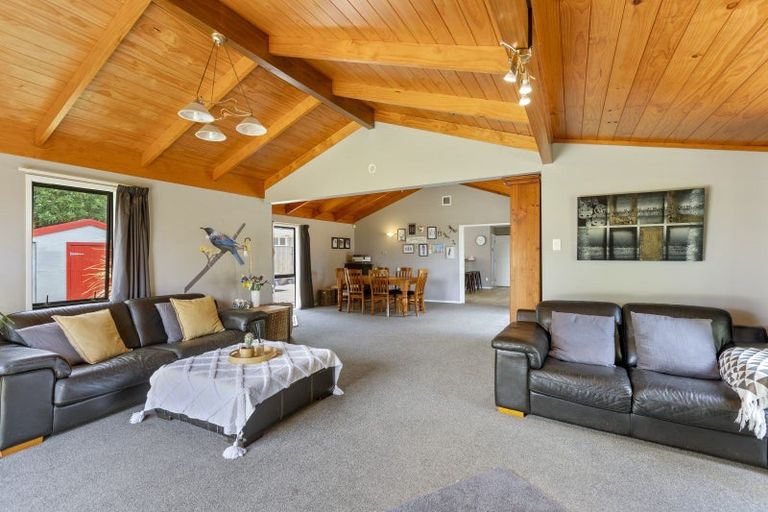 Photo of property in 68 Brois Street, Frankleigh Park, New Plymouth, 4310