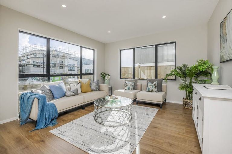 Photo of property in 7 Bendridge Street, Flat Bush, Auckland, 2019