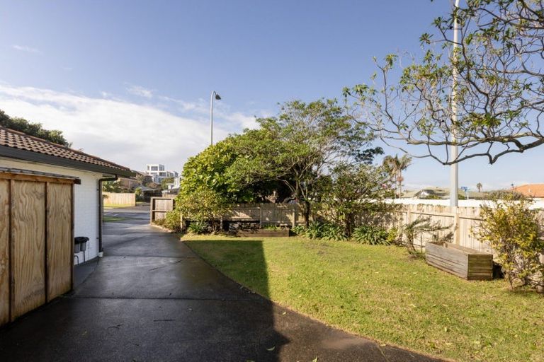 Photo of property in 1 Yale Street, Mount Maunganui, 3116