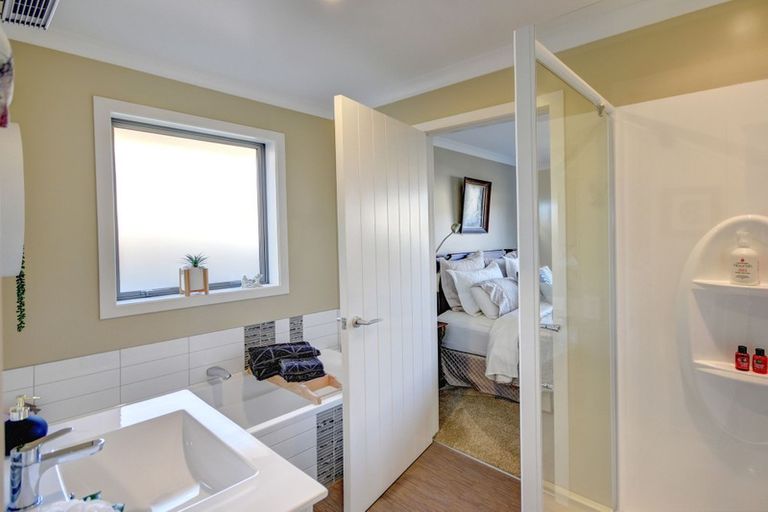 Photo of property in 28b Argyle Street, Mosgiel, 9024