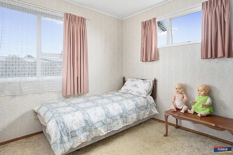 Photo of property in 7 Funnell Place, Manurewa, Auckland, 2102