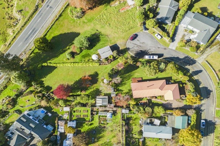 Photo of property in 3 Hau Whiti Place, Kimbolton, 4774