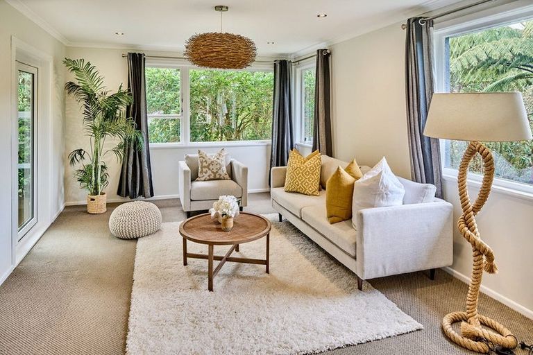 Photo of property in 12 Haunui Road, Pukerua Bay, 5026