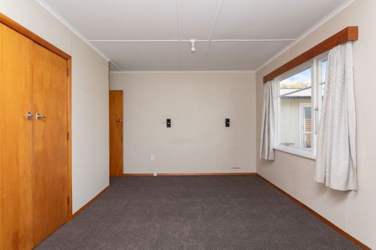 Photo of property in 36 Ruahine Street, Dannevirke, 4930