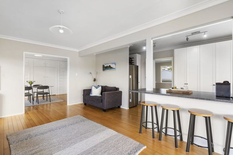 Photo of property in 3 Sea View Terrace, Cockle Bay, Auckland, 2014