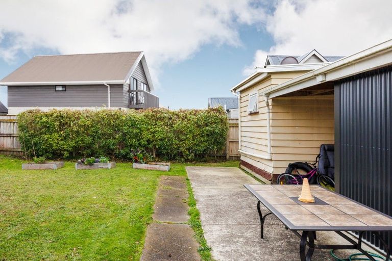 Photo of property in 12 Fitzroy Street, Terrace End, Palmerston North, 4410