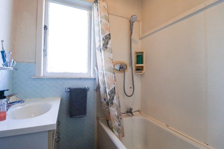 Photo of property in 419 Hinau Street, Saint Leonards, Hastings, 4120