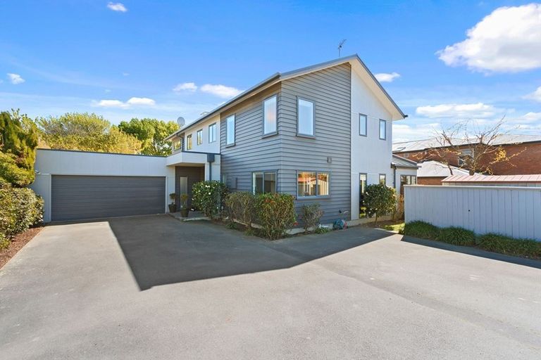 Photo of property in 41a Avonhead Road, Avonhead, Christchurch, 8042