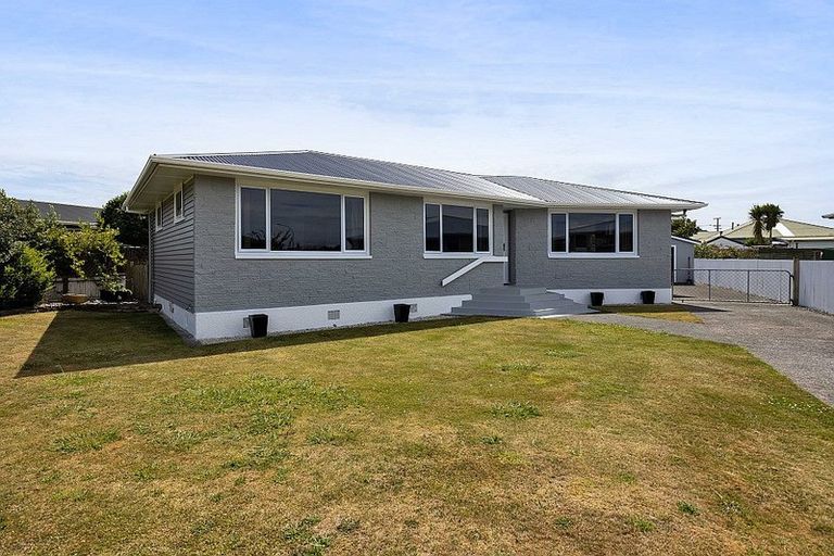 Photo of property in 11 Mccarthy Street, Hawera, 4610