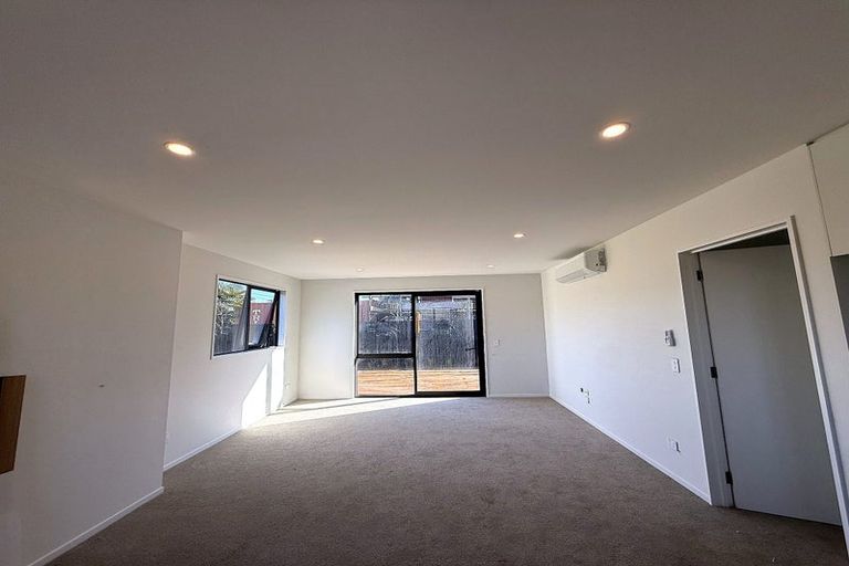 Photo of property in 5a Richards Avenue, Papanui, Christchurch, 8053