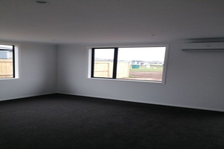 Photo of property in 2 Coolgardie Close, Papamoa, 3118