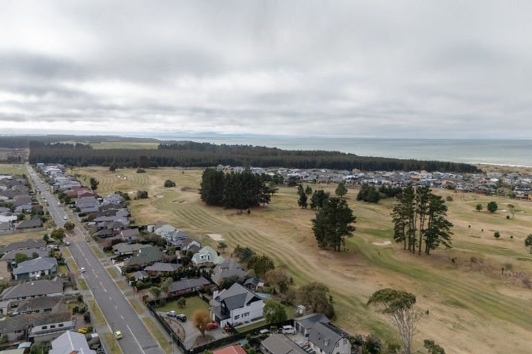 Photo of property in 470a Bower Avenue, Parklands, Christchurch, 8083