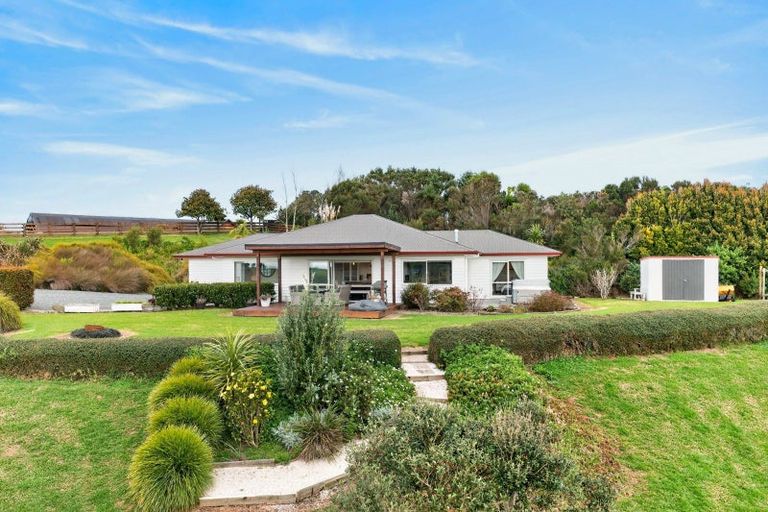 Photo of property in 52 Daniel Parade, Mangawhai, Wellsford, 0975