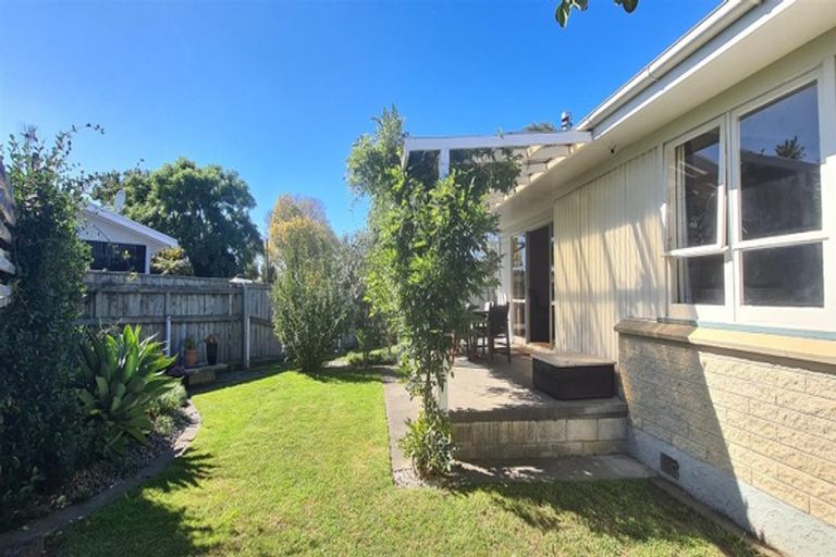 Photo of property in 18 Saint Pauls Place, Tamatea, Napier, 4112