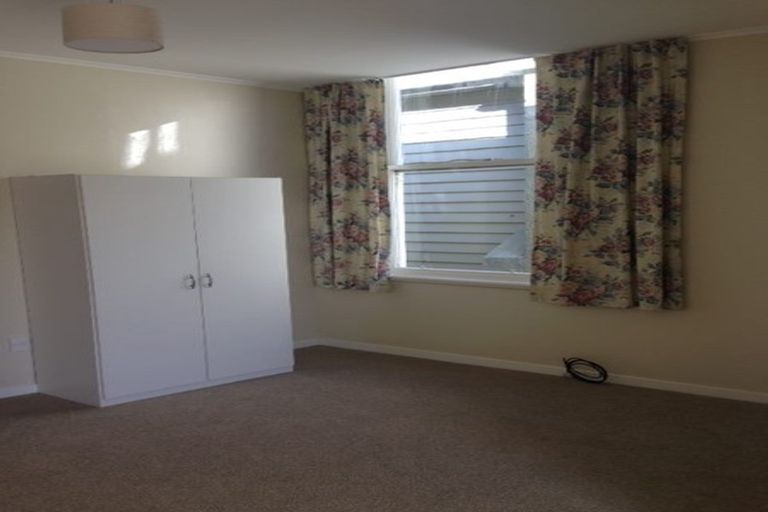 Photo of property in 120 Austin Street, Mount Victoria, Wellington, 6011