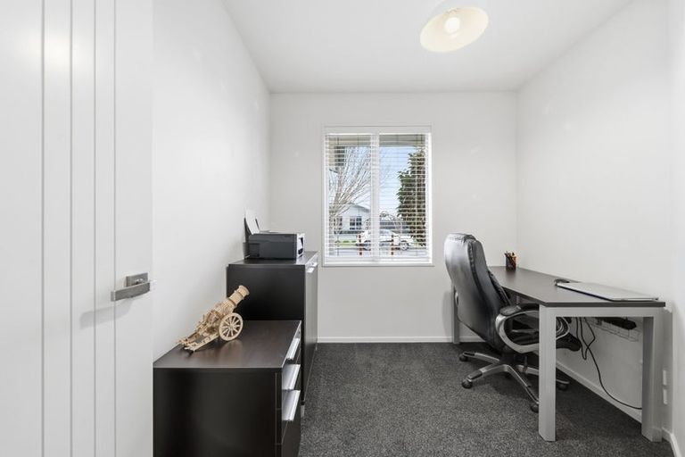 Photo of property in 20 Churchill Drive, Rangiora, 7400